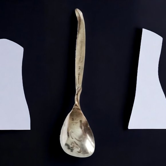 Set of 4 - Silverplate Pieces: Sugar Sifter/Dessert/Appetizer Forks/Relish Spoon - Picture 3 of 8